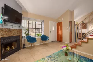 Photo #4: 6201975 Listing