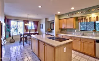 Photo #1: 6201984 Listing