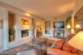 Photo #5: 6201984 Listing