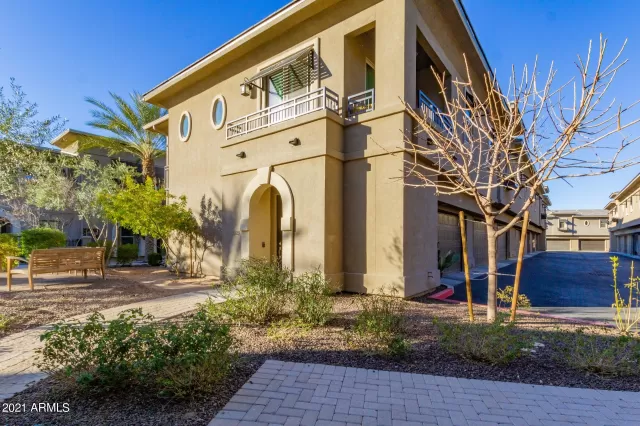 MLS: 6202078 Condo For Sale