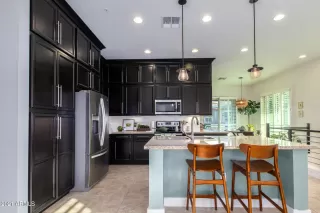 Photo #6: 6202078 Listing