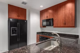 Photo #4: 6202081 Listing 