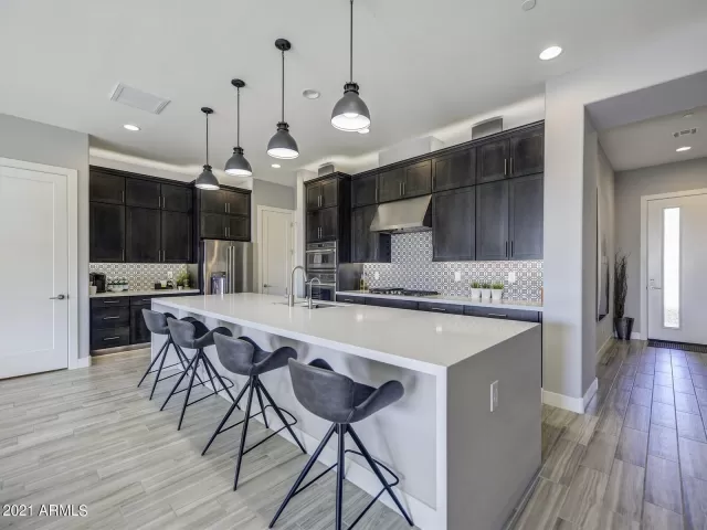 MLS: 6202164 Condo For Sale