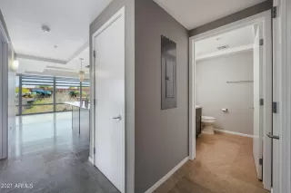 Photo #4: 6202212 Listing