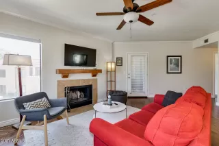 Photo #4: 6202280 Listing