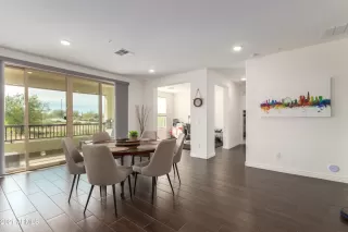 Photo #3: 6202369 Listing