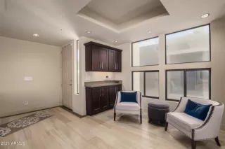 Photo #3: 6202724 Listing