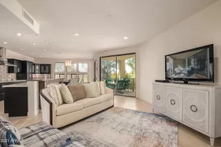 Photo #6: 6202724 Listing