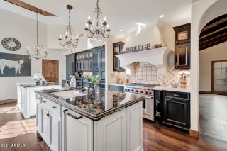 Photo #1: 6202746 Listing 