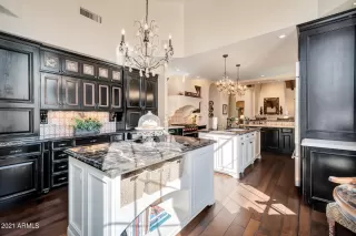 Photo #5: 6202746 Listing 