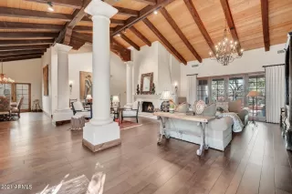 Photo #6: 6202746 Listing 