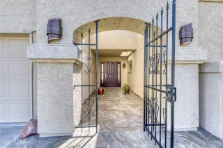 Photo #3: 6202839 Listing