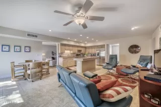 Photo #5: 6202839 Listing