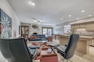 Photo #6: 6202839 Listing