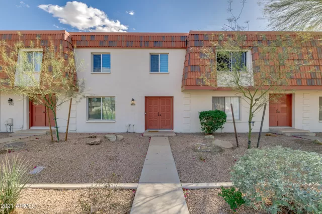 MLS: 6202852 Condo For Sale