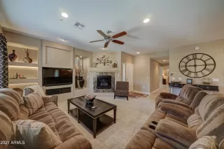 Photo #5: 6202901 Listing