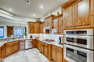Photo #4: 6203081 Listing 