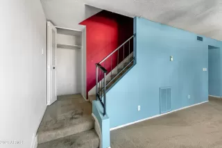 Photo #3: 6203313 Listing