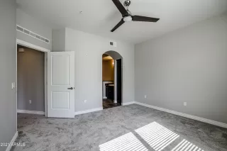 Photo #4: 6203469 Listing