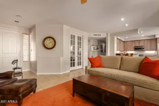 Photo #4: 6203631 Listing