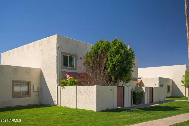 MLS: 6203636 Condo For Sale