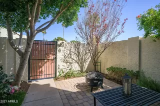 Photo #4: 6203636 Listing