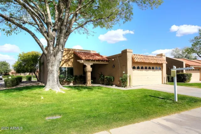 MLS: 6203648 Condo For Sale