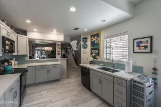 Photo #2: 6203680 Listing