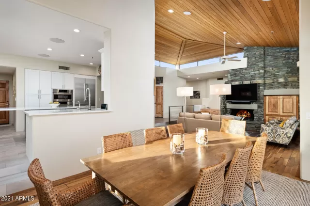 MLS: 6203716 Condo For Sale