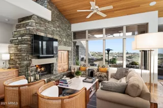 Photo #1: 6203716 Listing