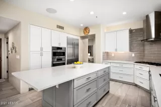 Photo #5: 6203716 Listing