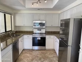 Photo #2: 6203826 Listing 