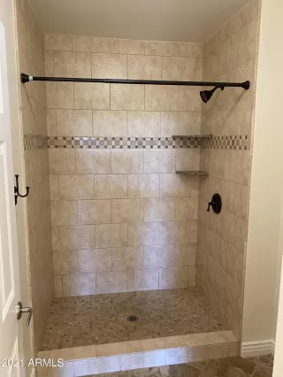 Photo #6: 6203826 Listing 