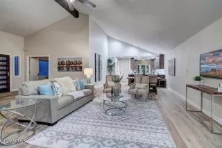 Photo #2: 6203923 Listing