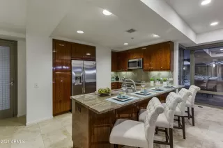 Photo #3: 6203949 Listing