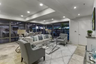 Photo #5: 6203949 Listing