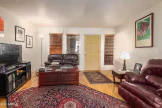 Photo #2: 6203972 Listing 