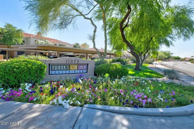 MLS: 6204136 Condo For Sale