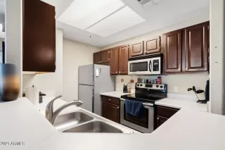 Photo #5: 6204136 Listing