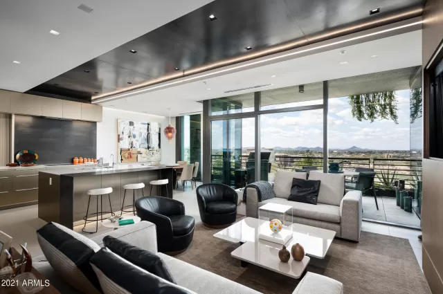 MLS: 6204221 Condo For Sale