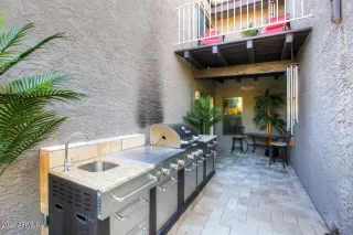 Photo #2: 6204232 Listing 