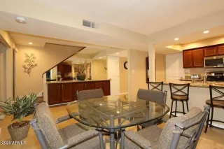 Photo #5: 6204232 Listing 