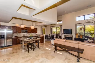 Photo #1: 6204373 Listing