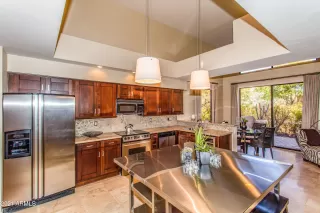 Photo #3: 6204373 Listing