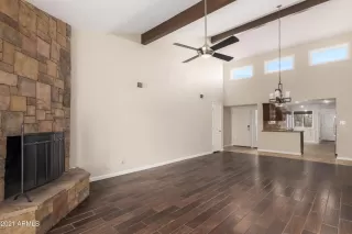 Photo #5: 6205011 Listing