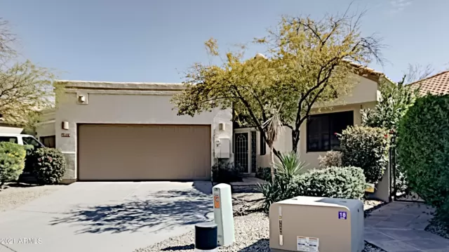 MLS: 6205013 Condo For Sale