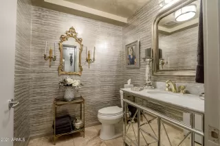 Photo #6: 6205146 Listing