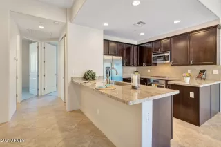 Photo #4: 6205173 Listing 