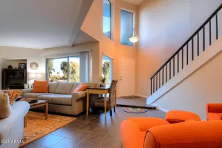 Photo #2: 6205199 Listing