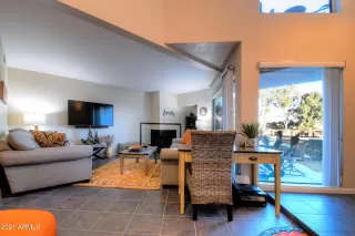 Photo #3: 6205199 Listing